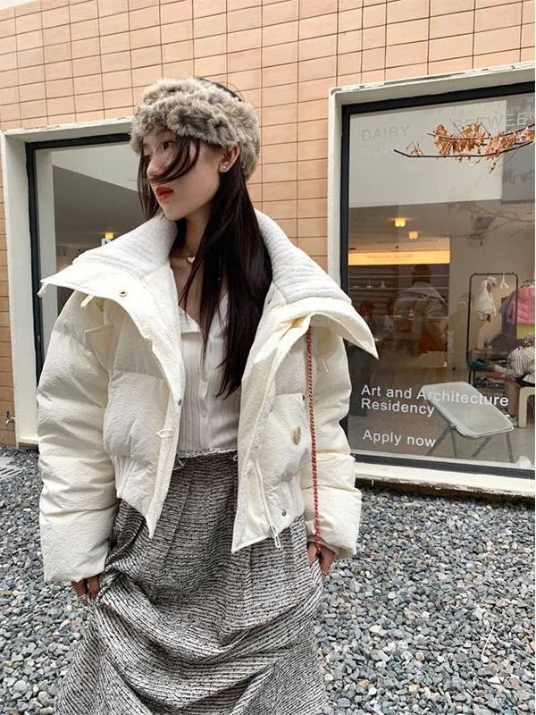 冬アウター 厚手でおしゃれな韓国版大判襟の綿入れ女性2023冬の新作ショート丈コート おしゃれ コットンジャケット 綿入れ ダウンジャケット