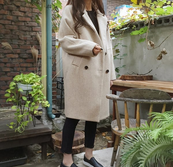 アウター 上着 コート チェスター コート オーバーサイズ ミドル丈 チュニック丈 ロング丈 無地 襟付き ダブルブレスト 温かい 防寒 防風 体型カバー 可愛い かわいい きれいめ 大人 上品 lo