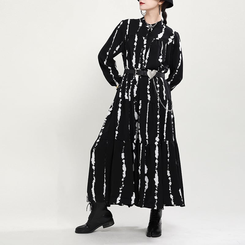 ワンピース ロング丈 長袖 ティアード ボリューム Aライン フレア クルーネック ミモレ丈 かわいい 大人可愛い きれいめ シンプル カジュアル 大人 上品 おしゃれ お洒落 かっこいい lone0