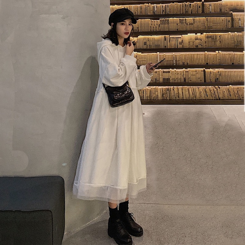 個性的 ワンピース フーディー フレアワンピース ミモレ ミモレ丈 ロング ロング丈 袖あり 長袖 ドロップショルダー 萌袖 フレア ワイド Aライン チュール 切り替えデザイン ドッキング