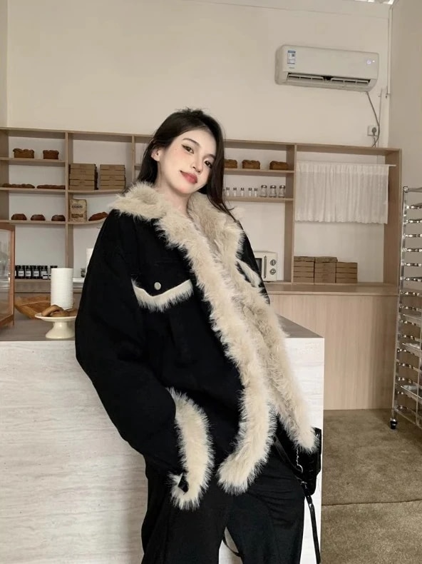 秋冬防寒 あったかアウター 韓国風コートスタイルアップ かわいい ブルゾンファー付きファッション系裹起毛黑大人ゆったりカジュアルストリートサイズレディースムートン襟ゆるダボ シルエット学生通学丈