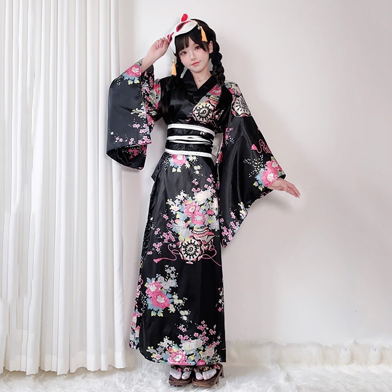 日本のフォーマルコスプレ衣装伝統的な振袖桜の着物とスタイルのプリントが改良された浴衣ロングスーツ