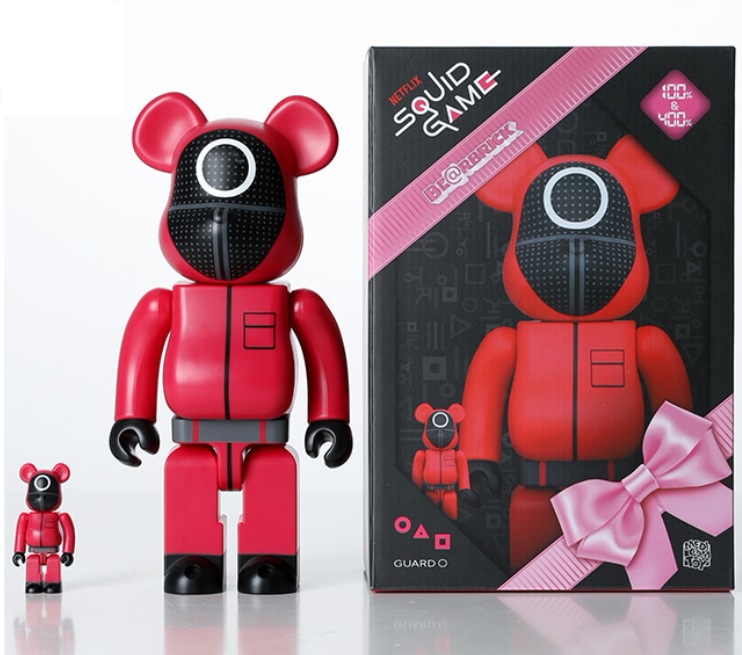 【限定1個】 Bearbrick x Squid Game Guard Circle 100% & 400% Set