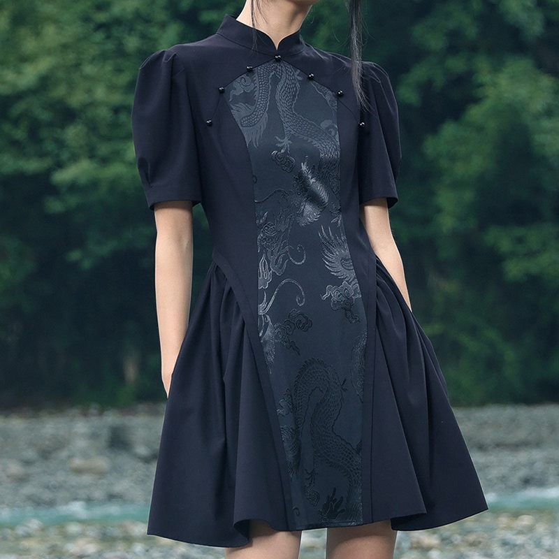 チャイナ風ワンピース 半袖 黒 龍紋 ジャガード 切り替え ミニ スタンドカラー パーティードレス ミニワンピース 夏 ギャザーパフスリーブ