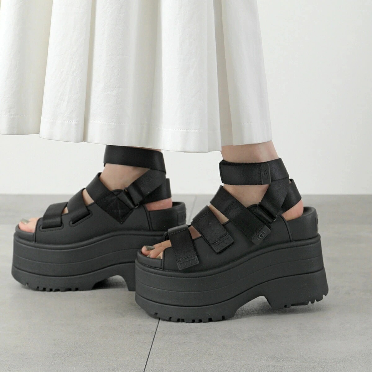 UGG アグ サンダル W GOLDENRISE ゴールデンライズ 1167431 レディース バックストラップ スリングバック ラップサンダル 厚底 3WAY シューズ 靴 BLK