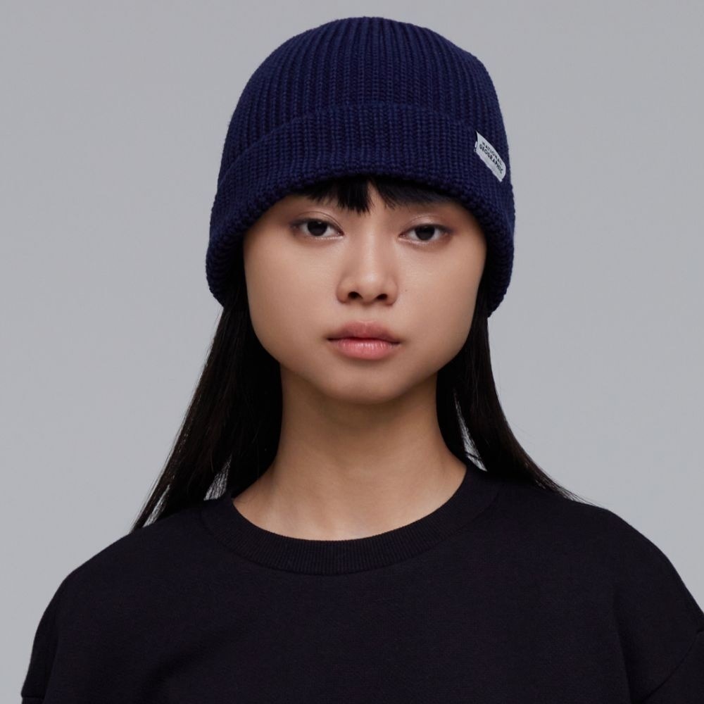 ナショナルジオグラフィック N233AHA800 ショートビーニーネイビー