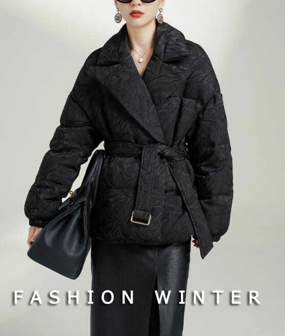 お洒落 高級感 エレガント 上品 キレイめ ブラック ダウンコート 花柄 折り襟 ショート丈30代 40代 50代 通勤 ビジネス お出かけ パーティー 旅行 アウター ダックダウン