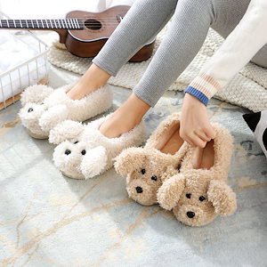 秋と冬の綿のスリッパネット人かわいい犬木製の床暖かい閉じ込め靴屋内カップルバッグルート綿スリッパ女性