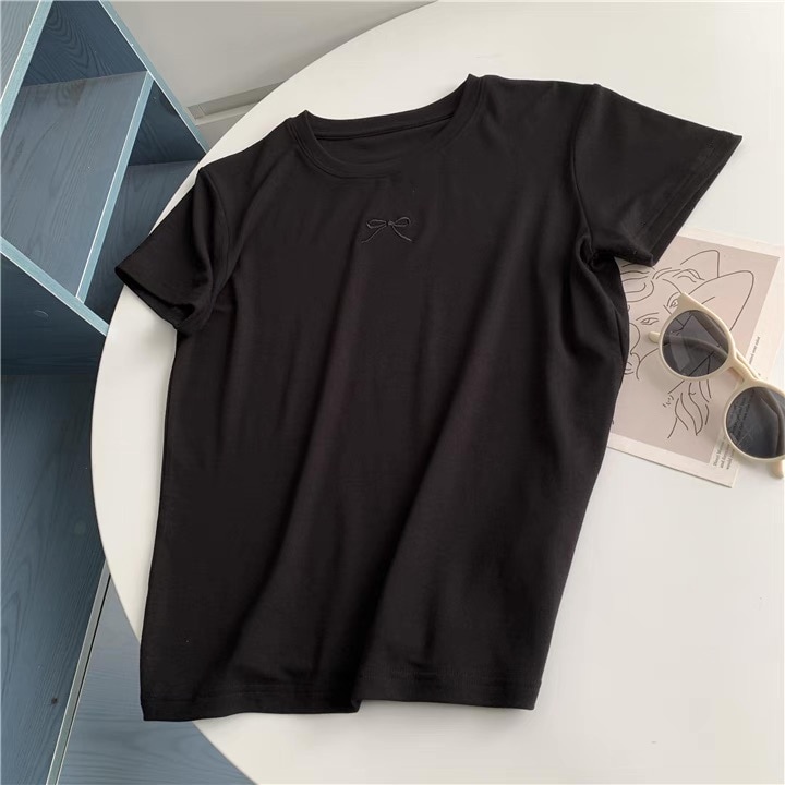 レディース トップス カットソー Tシャツ 半袖 ラウンドネック フェミニン ストリート リボン かわいい 大人可愛い きれいめ シンプル カジュアル おしゃれ レトロ こなれ感 ラフ ガーリー