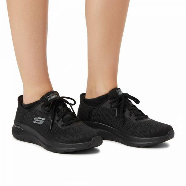 女性 ゴーウォーク アーチフィット 2.0 ワイド スリップイン SL0WPCFX071 他1種 通常