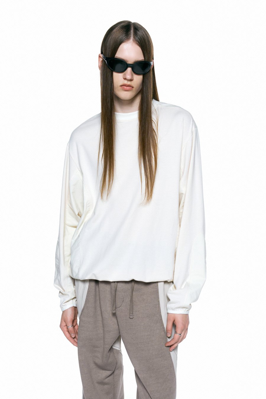 【INSILENCE】 PANEL LONG SLEEVE T-SHIRT : CREAM 8,880円