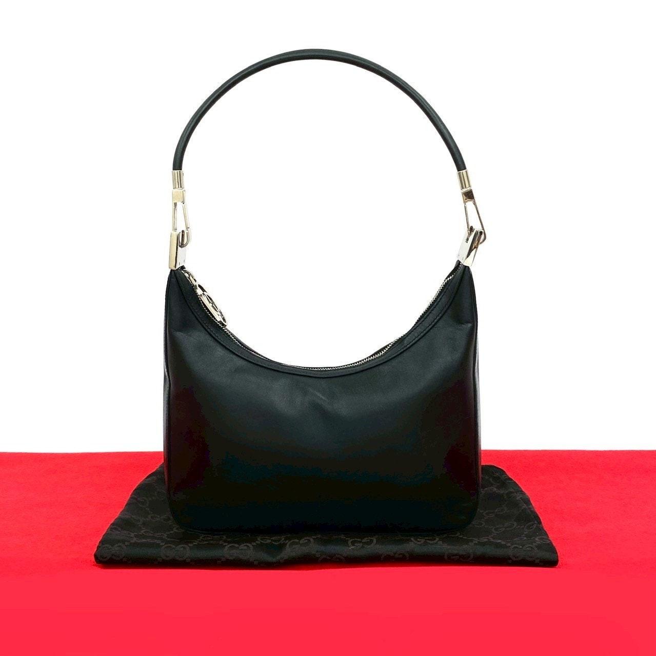 ロゴ 金具ショルダーバッグ レザー ブラック 43443