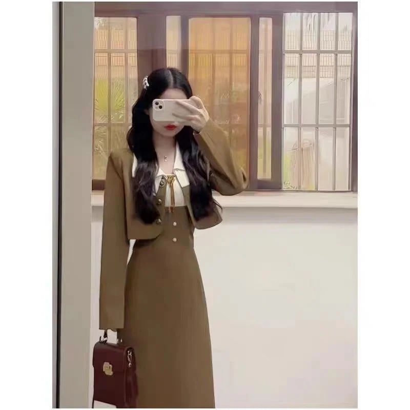 セットアップ 2024年新作韓国ファッションスーツ女性春秋キャミソールスカート+コート2点セット