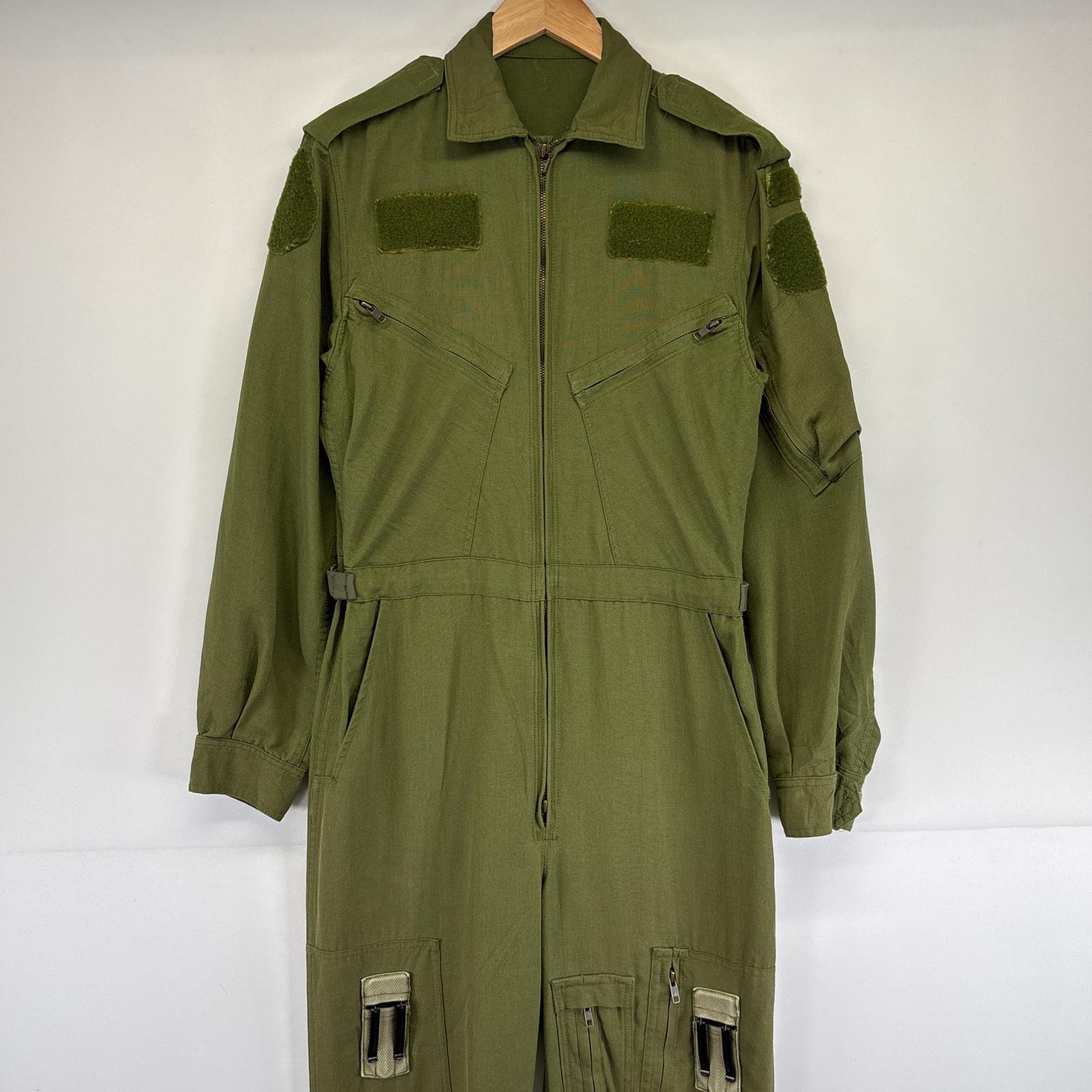 古着 ミリタリー 長袖つなぎ カナダ軍 パイロット カバーオール ジャンプスーツ ポケット 7336 オリーブグリーン メンズ 6,600円