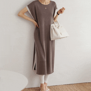 エイラインニットワンピース