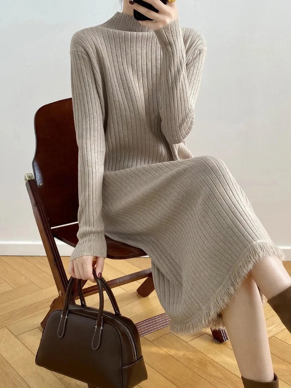 ワンピース レディース リブニットワンピース ニットワンピース ミドル丈 長袖 フリンジ 大人カジュアル 秋 冬