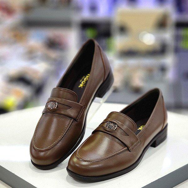 女性メタル装飾モールドローファー 3CM