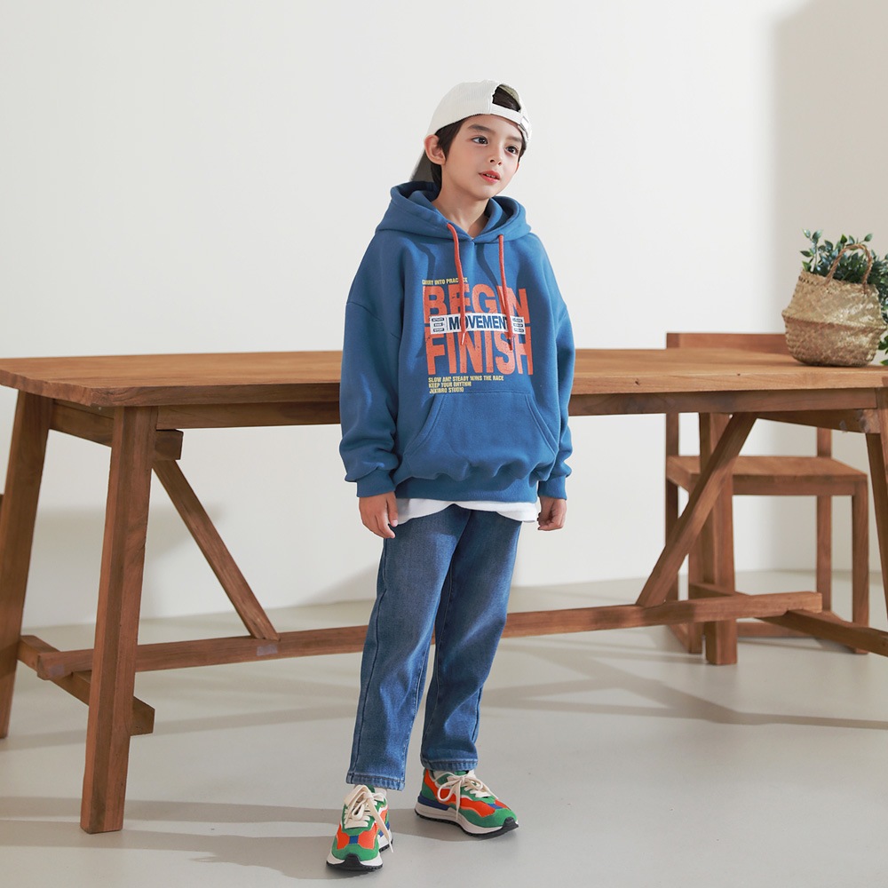 柔らかい起毛裏地で暖かいフィット感を与え冬シーズン暖かく着用しやすいパンツ