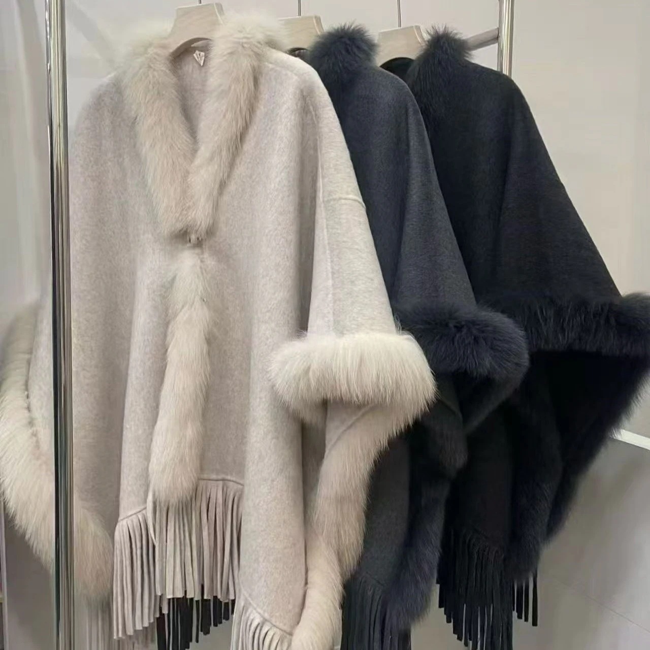 メリノウール両面ニット フリンジポンチョコート レディース 秋冬 シャンシャン