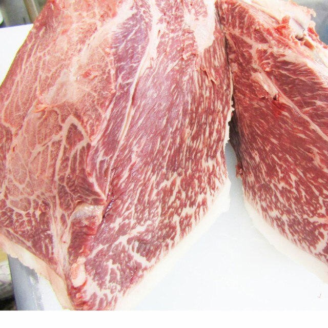A4，A5ランク 特選 黒毛和牛 モモ ブロック 2kg