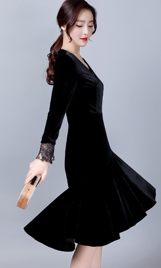 黒 秋冬 アシンメトリー ひざ丈 パーティーにも 裾が ワンピース オンナっぽさ漂うワンピース レディース 豪華