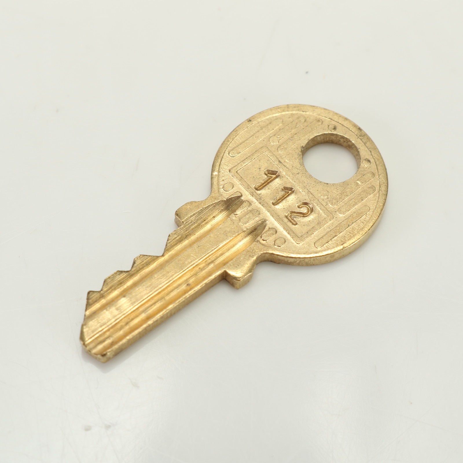 美品 キー鍵112番ゴールドパドロック南京錠 バーキン ケリー ボリード バッグ その他小物 メンズ レディース MNT 1016-N23 中古