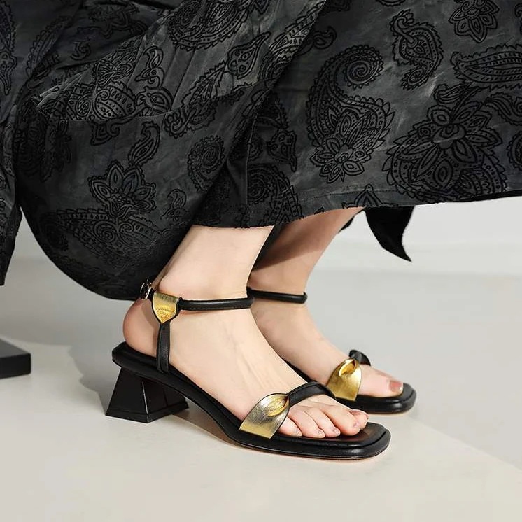ミドルヒールシューズ サンダルレディース夏通勤百掛けサンダル ヒール ストラップサンダル