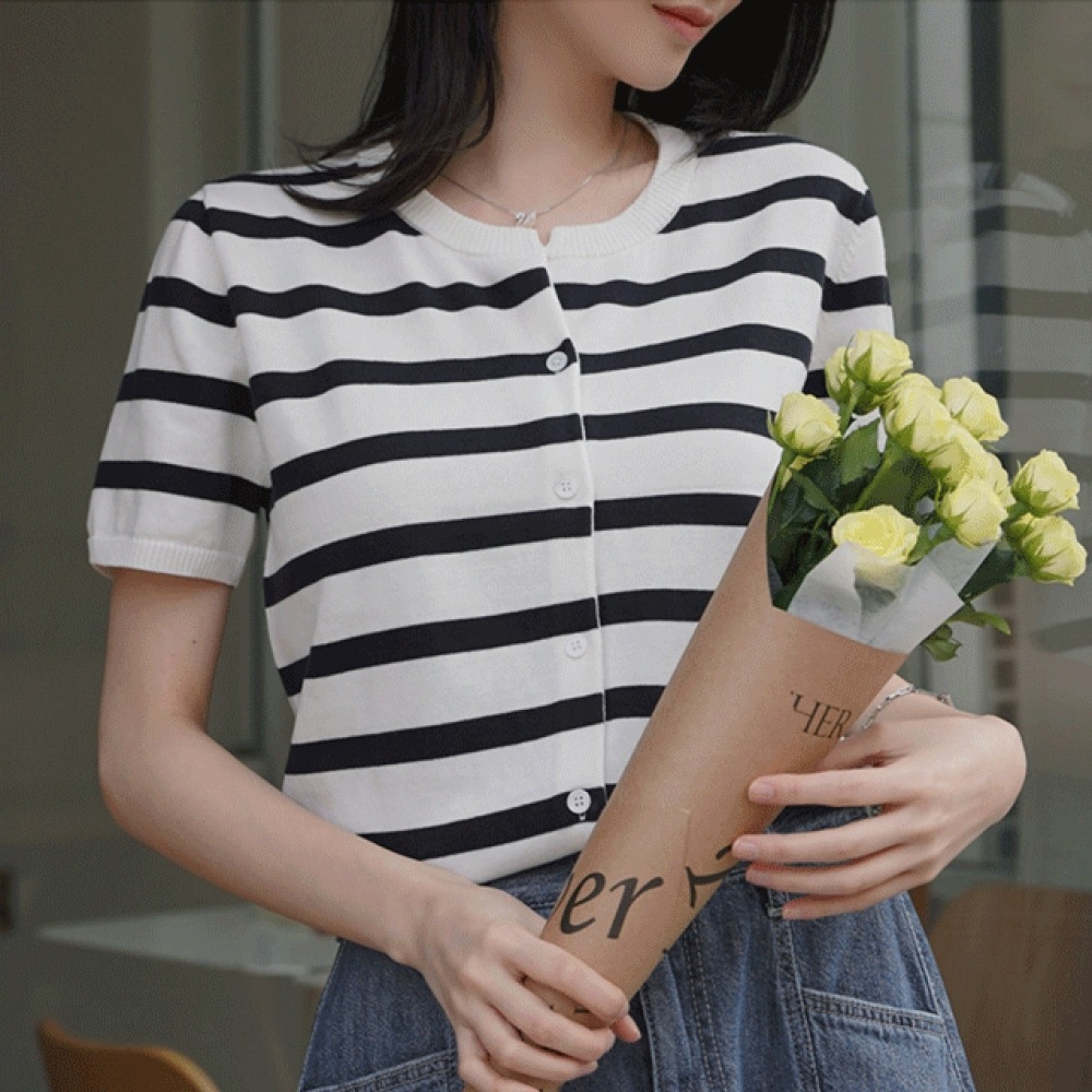 クリックアンドファニー ノンスストライプニットカーディガン 7,655円