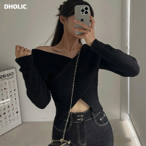 クロスオフショルダーリブニット