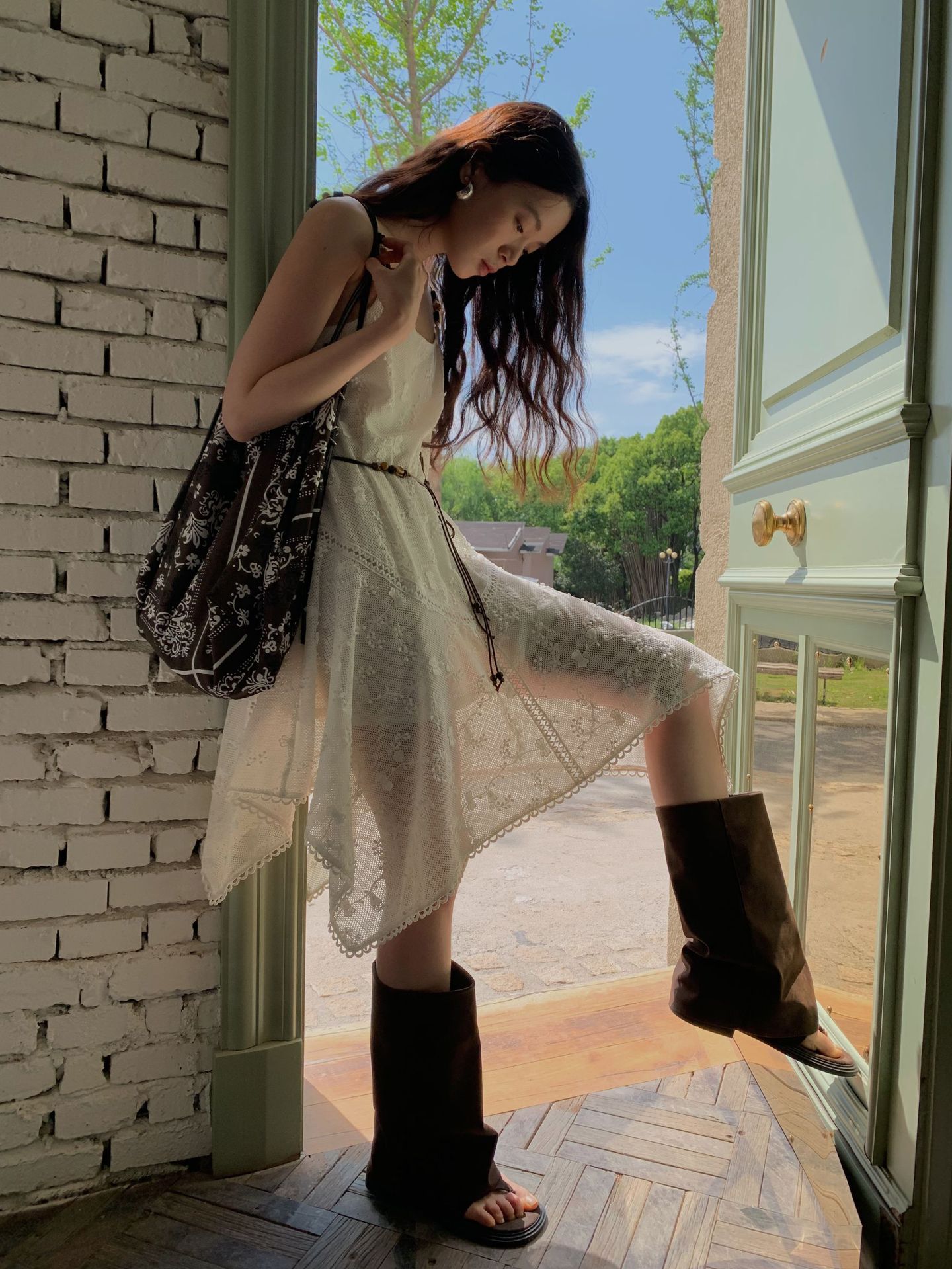 夏モデル25夏可塩可甘绝美不规则ジャカードレースストラップワンピースS5582