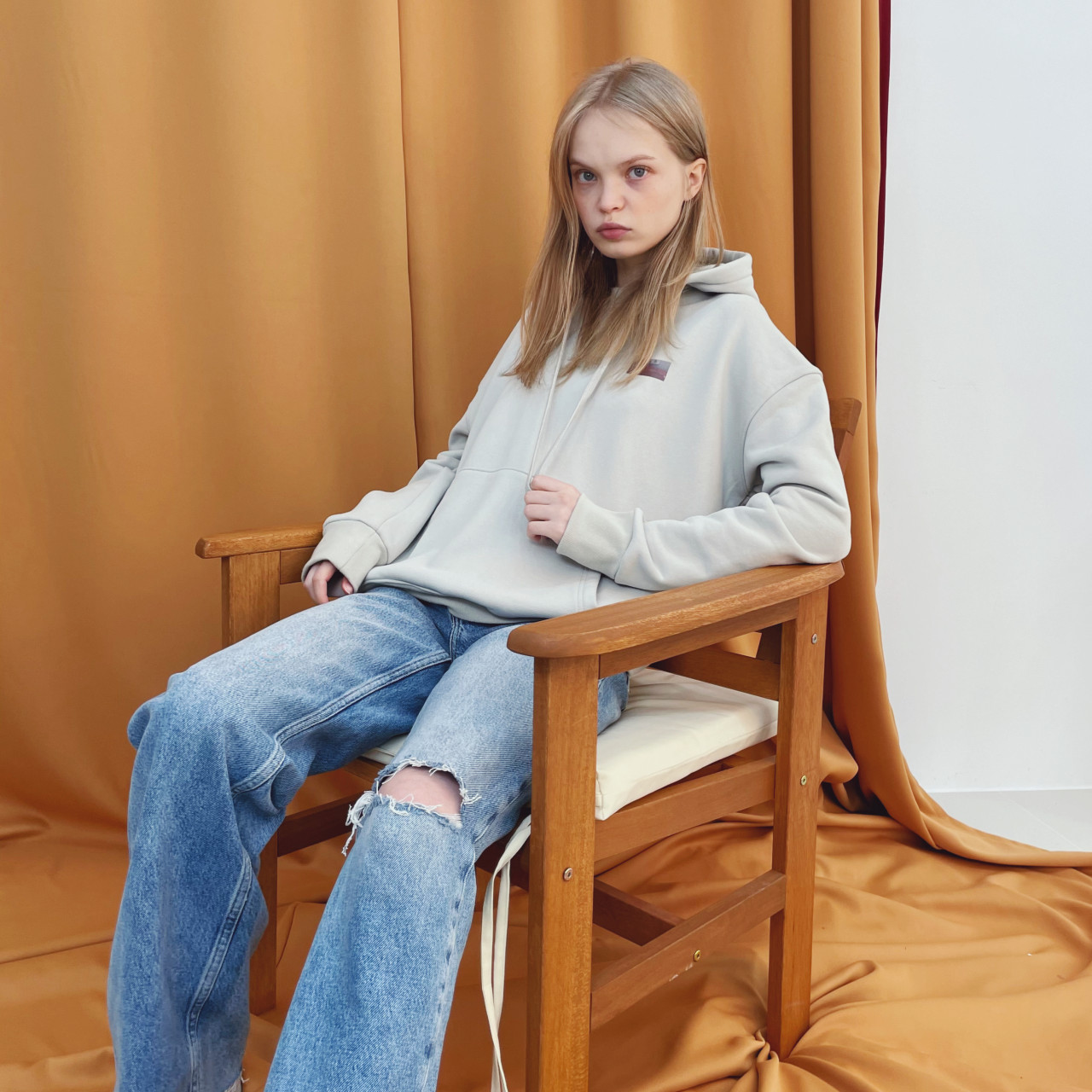 G.H.Mimalist Hoodies (Light Gray)