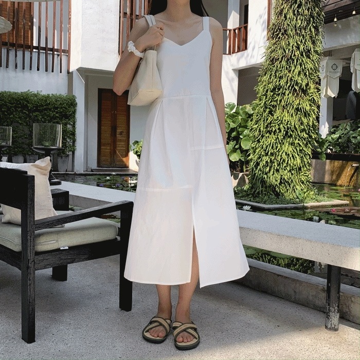 [韓国制作/人生ショット] カサカサ 春 季節の変わり目 夏 コットン レイヤード 袖なし ビスチェ ロング フレアー ワンピース リゾート地 新婚旅行 セルフウェディング ウェディング ブライダルシ