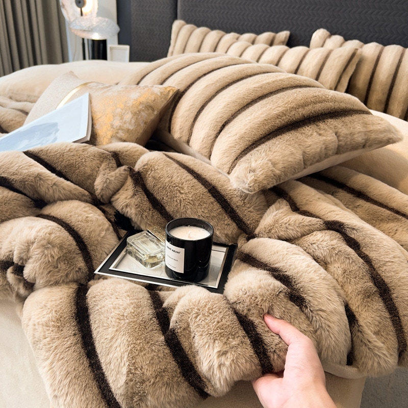2024 新バックプリントストライプウサギベルベット 4 点セット増粘ミルクベルベットキルトカバー無地暖かいスローブランケットソファブランケット