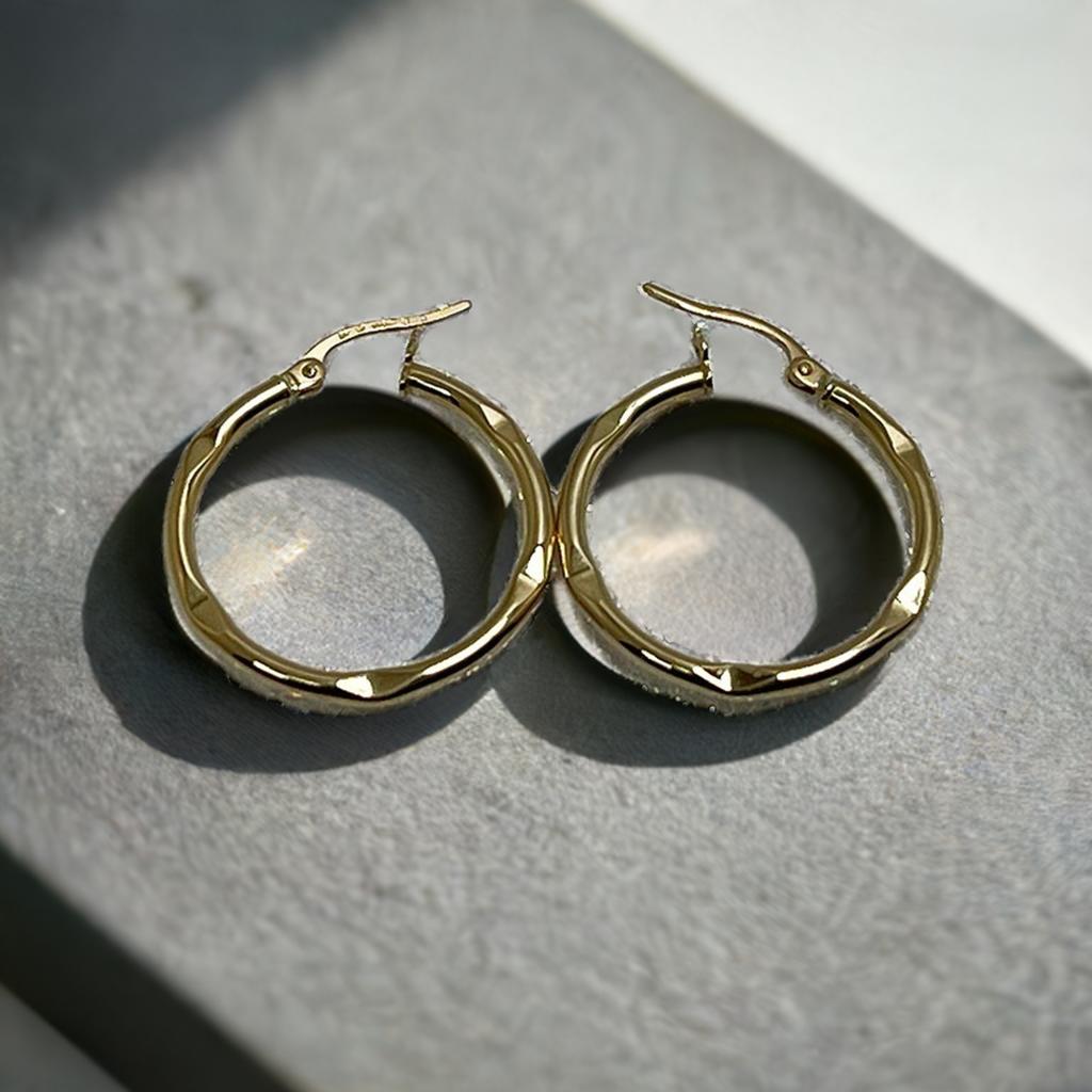 ウノアエレ フープピアス K18YG イエローゴールド UNOAERRE 保証書 純正ポーチ付属 イタリア製 ITALY 750 80OOVX5449900YG クリスマス 結婚記念日