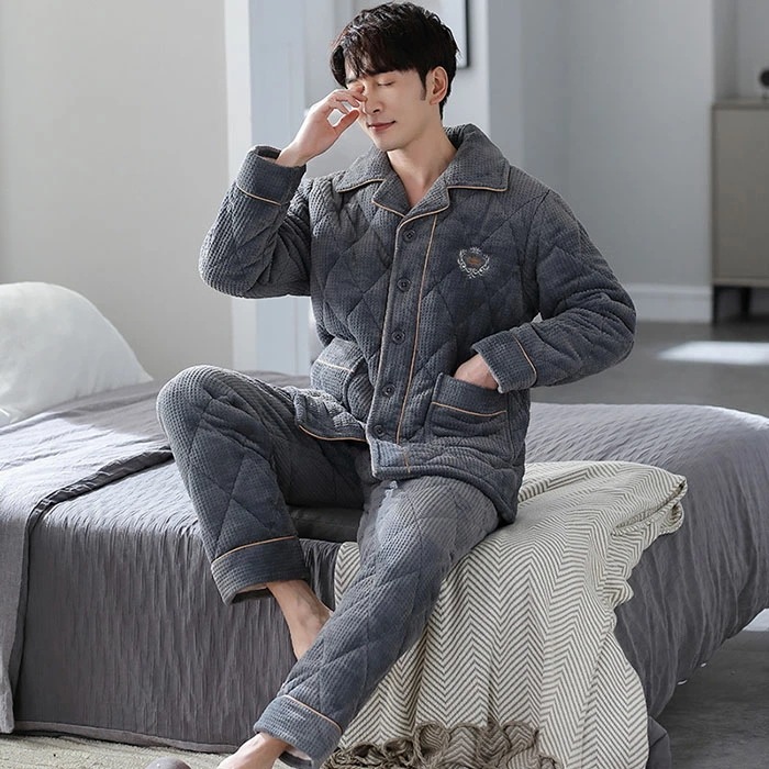 パジャマ メンズ ルームウェア 男性 冬用 長袖 上下セット 前開き 暖かい フランネル 裏起毛 秋 冬 大人 部屋着 寝間着 寝巻き セットアップ 大きいサイズ 中綿 超厚手 保暖 防寒対策 出張