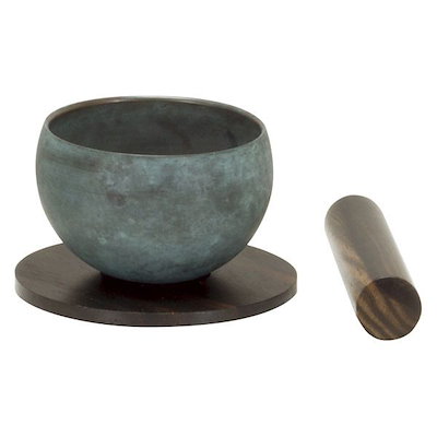 京焼・清水焼　久世久宝（二代）作　干支虎　茶碗　無傷　箱合　保証。 京焼・清水焼 久世久宝（二代）作 干支虎 茶碗 無傷 箱合 保証