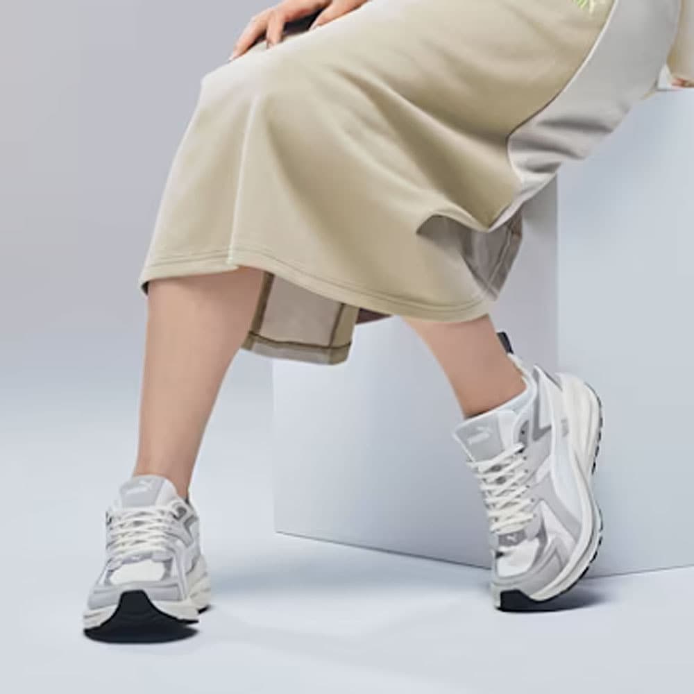 プーマ PUMA ヒプノティック LS スニーカー 39529503 （ユニセックス） Warm White-PUMA White-Glacial Gray メッシュ スエードレザー ローカット スニ