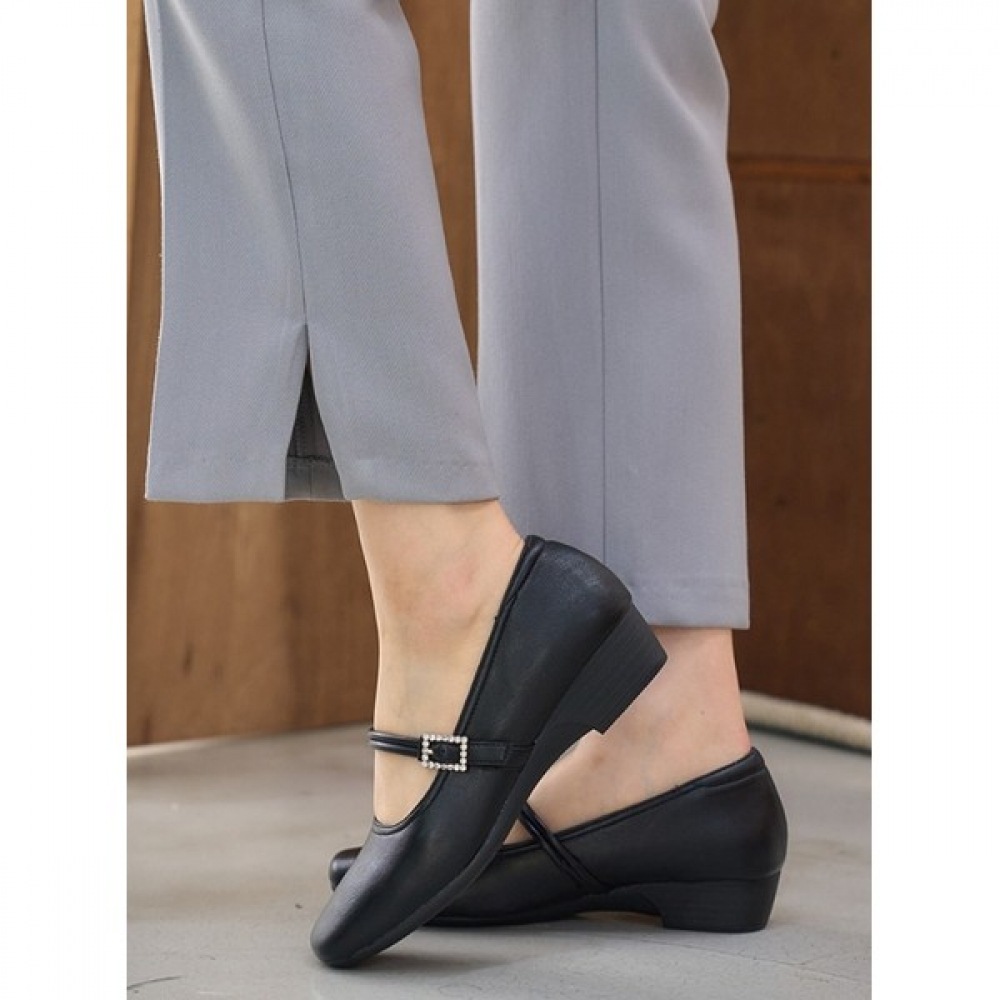 [Ninas Paris] キュービックバックルダブルバンドソフトローファー 5,555円