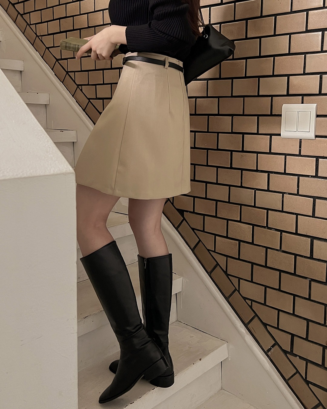 プリーツミニスカート(ベルト付き)韓国ファッション レディース