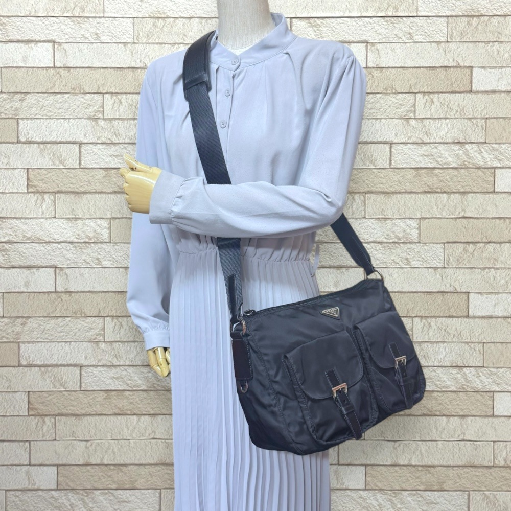 プラダ ショルダーバッグ ナイロン BT0644 ブラック PRADA 中古