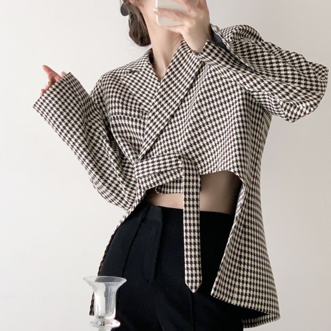 アウター コート ジャケット ミニ丈 ショート丈 袖あり 長袖 萌袖 アシンメトリー 切り替えデザイン かわいい 大人可愛い きれいめ カジュアル おしゃれ お洒落 かっこいい 大人女子 こなれ感