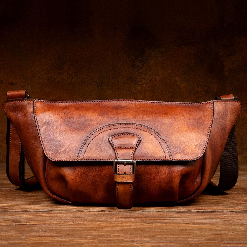 ゆっくりとした時間の純手磨きの色の頭層牛革の単肩の包み横款の男の包みカジュアルな本革の斜めショルダーバッグ郵便配達の包み潮 8,536円