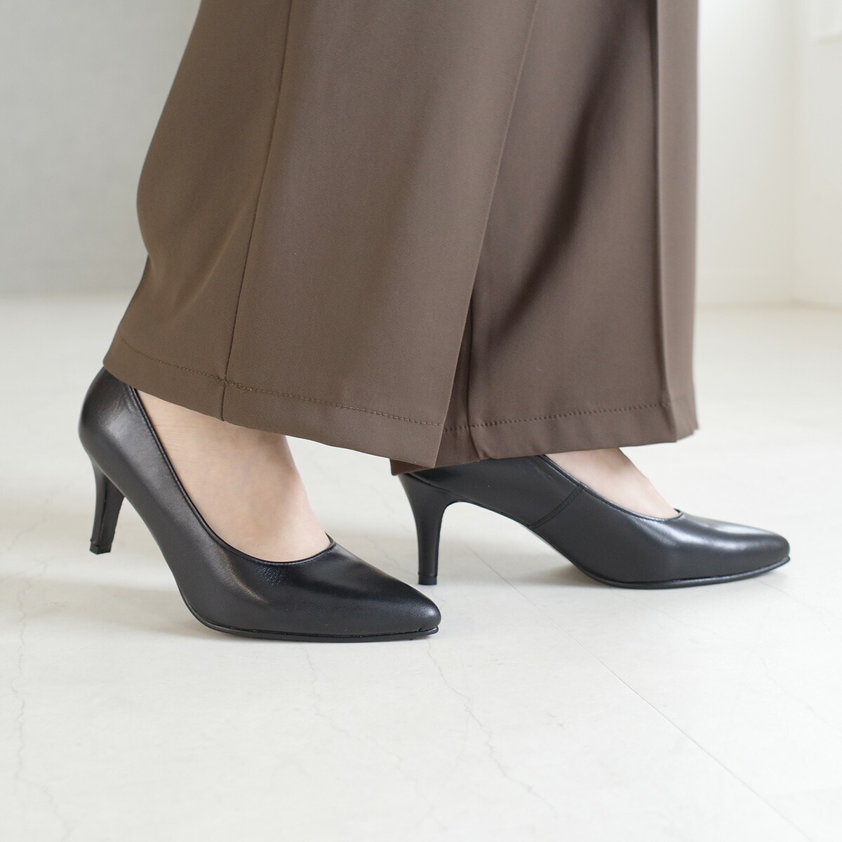 ポインテッドトゥプレーンパンプス日本製本革 レディース 9,317円