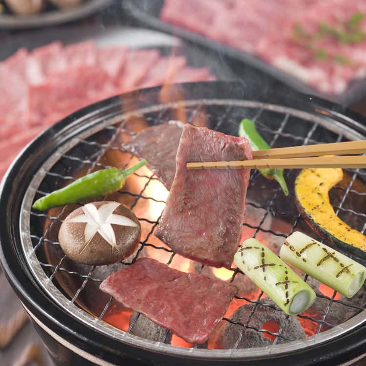 三重 松阪牛 焼肉 モモ 400g 離島は配送不可 790011 お歳暮 お中元 お土産 ご進物 ギフト 贈り物に最適