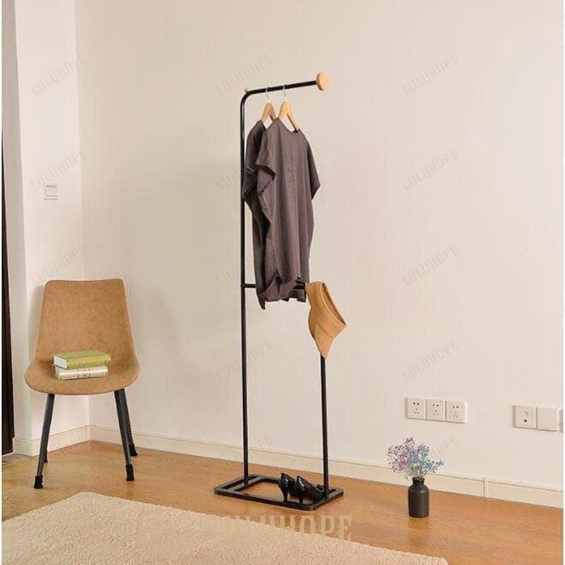 【1つ買うと10個無料】ウッドフックスチールハンガーラック2段洋服掛けおしゃれ衣類収納頑丈スリム木製ワードローブ