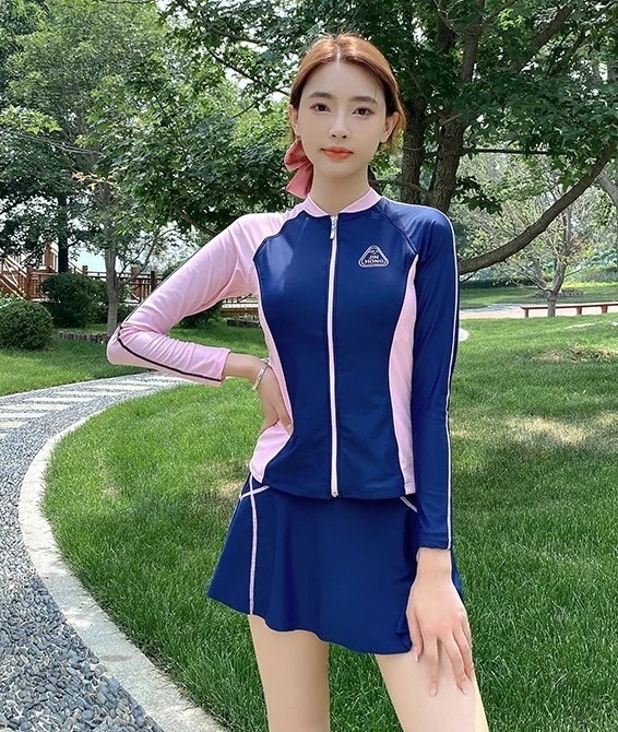 フィットネス水着 レディース セパレート ラッシュガード 長袖 水着 セット フレア スカート付き パンツ 体型カバー 大きいサイズ 3L 大人可愛い 露出控えめ 日焼け防止 ビーチ 海 プール