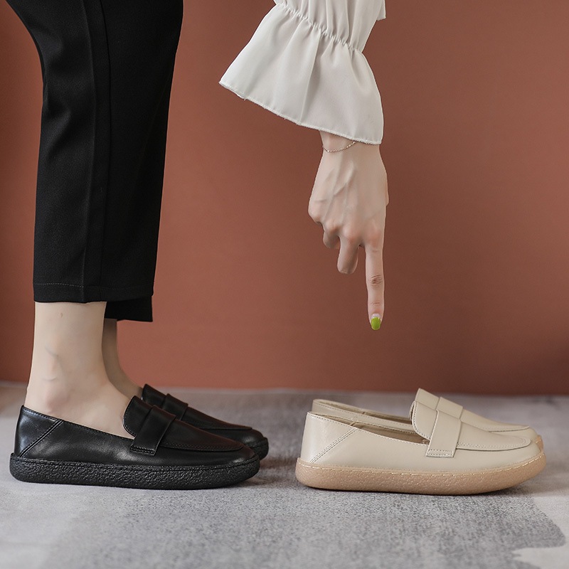 フラットシューズ　歩きやすい　ラバーシューズ　靴　くつ　合成革　PU　オシャレ　おしゃれ　走れる　シック　カジュアル　仕事靴　ローファー　学生靴　ブラック　クリームベージュ　アプリコット