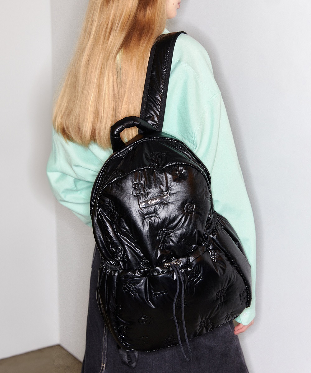 レタリングキルティングバックパックブラックユニークなバックパック