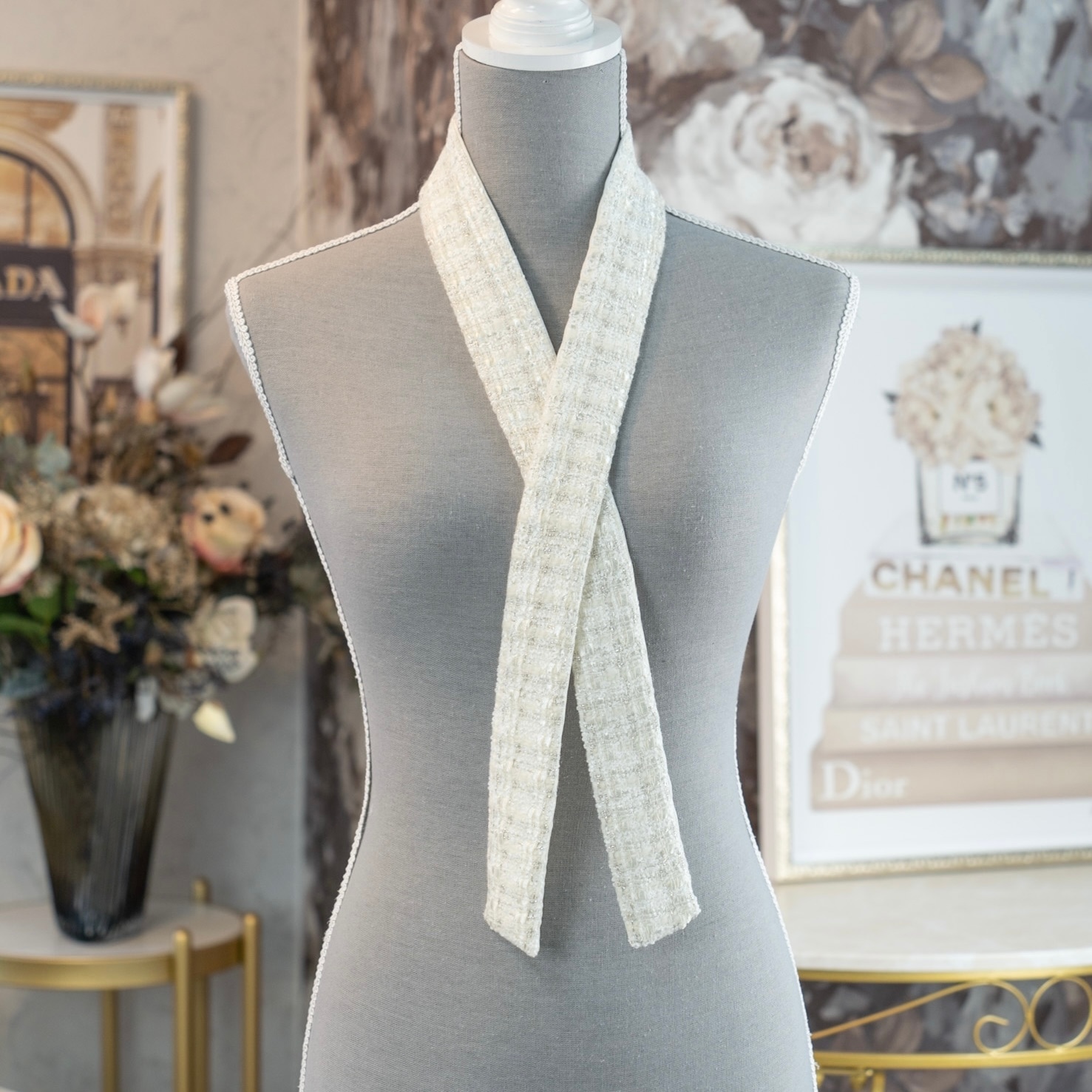 White blanche ツイードリボンスカーフ