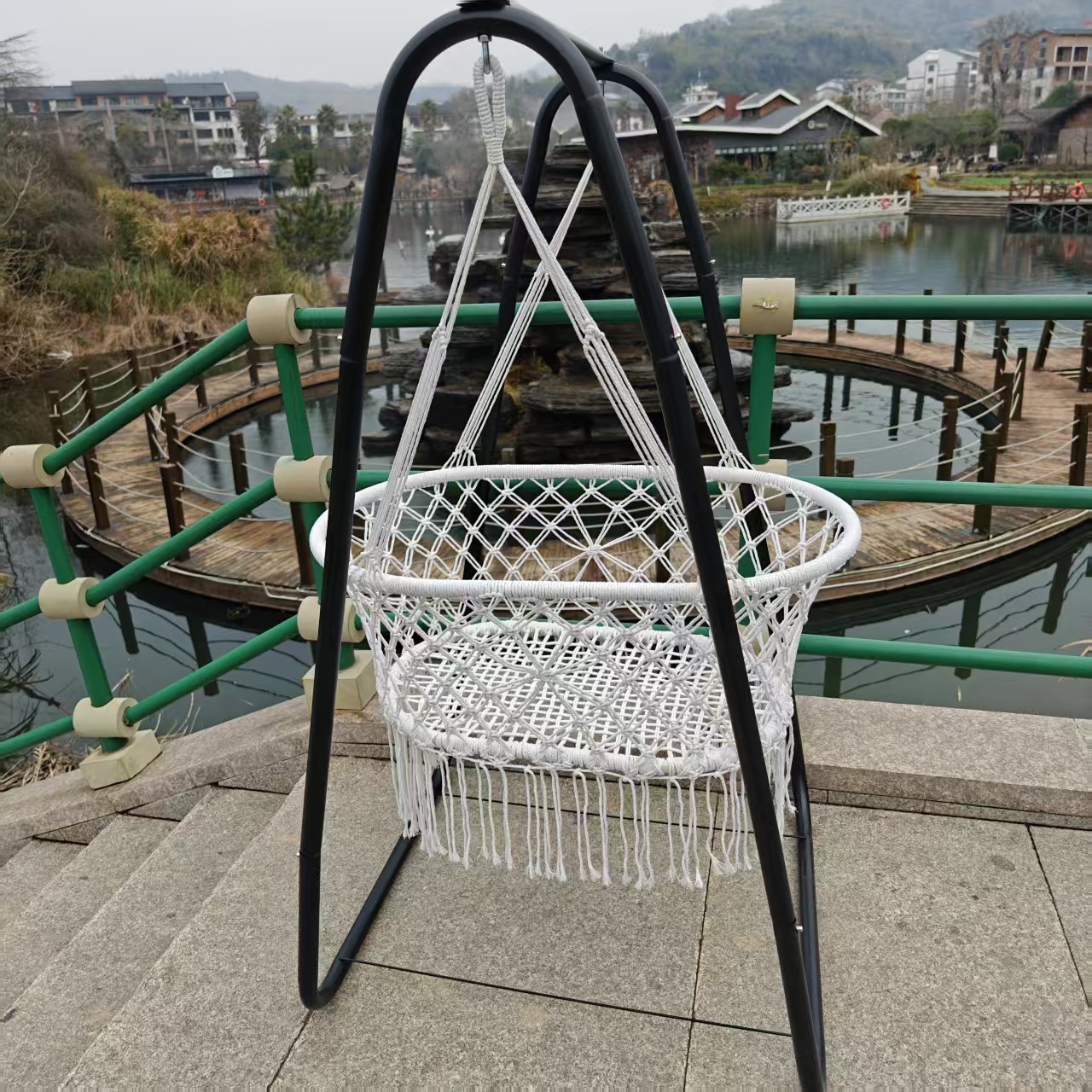 新生児ハンモックアイアンラウンドコットンロープメッシュハンディングバスケット子供ベビー編組メッシュハンディングバスケットバスケットファミリーカレンディングチェア